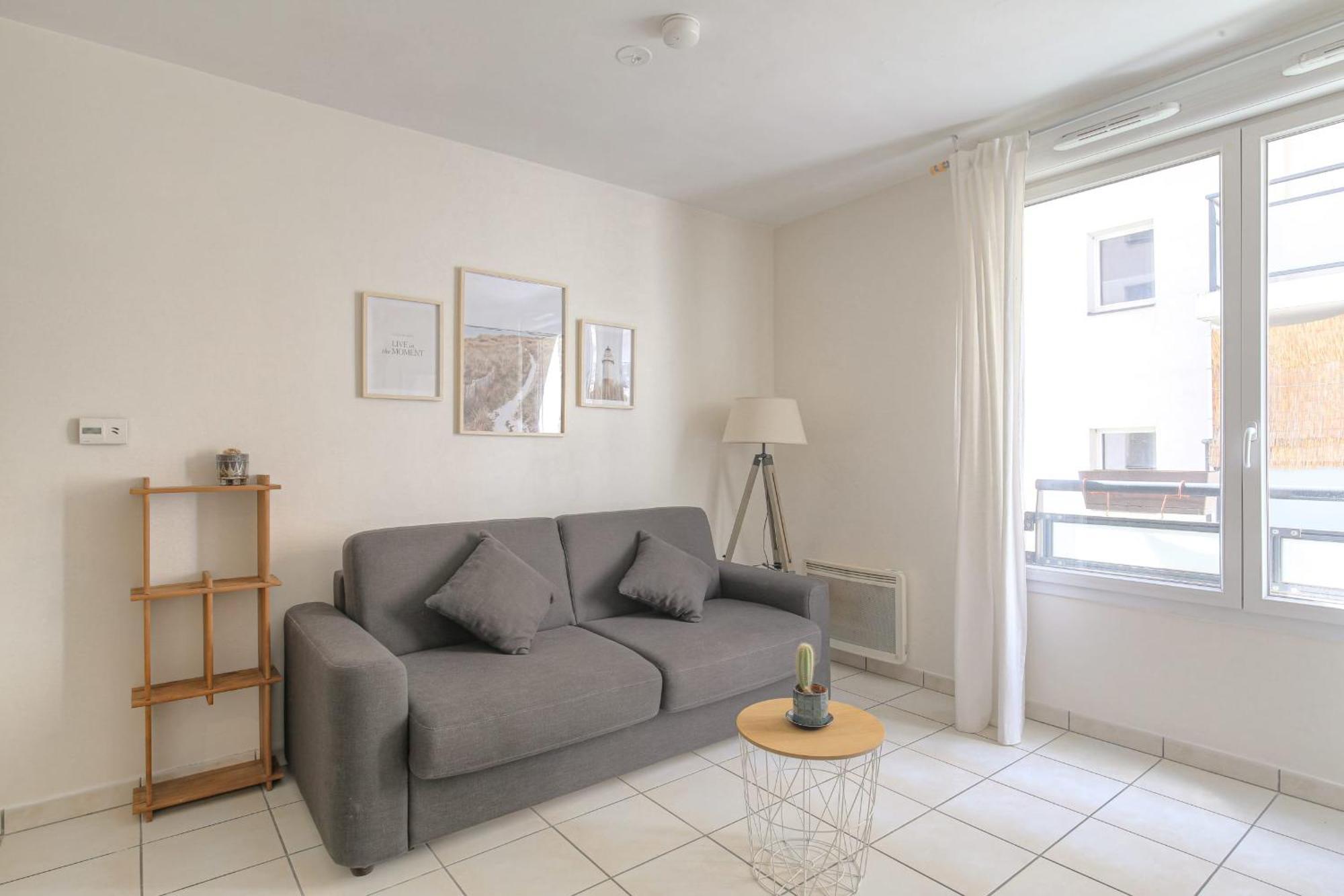 Le Calme Et Cosy Avec Parking Gratuit Apartment ลียง ภายนอก รูปภาพ